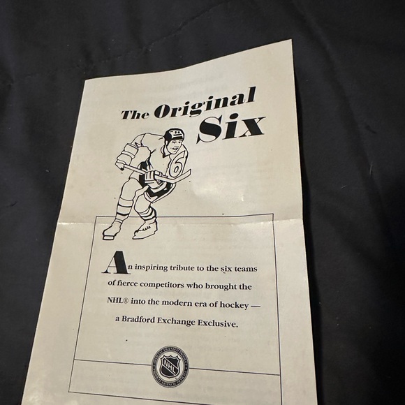 1996 Bradford Exchange Maple Leafs Plate - Picture 7 of 7